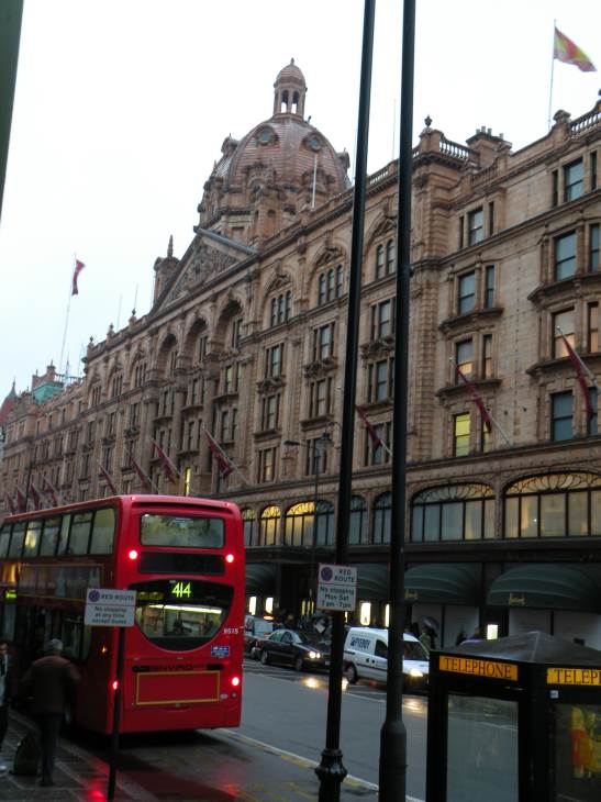  façade principale de Harrods